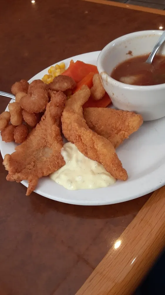 Pescado Y Camarones Deliciosos